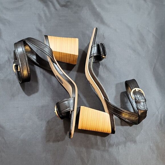 NEW SODA Square Open Toe Metal Buckle Sandals Satacked Low Heel SANDAL - Picture 5 of 16